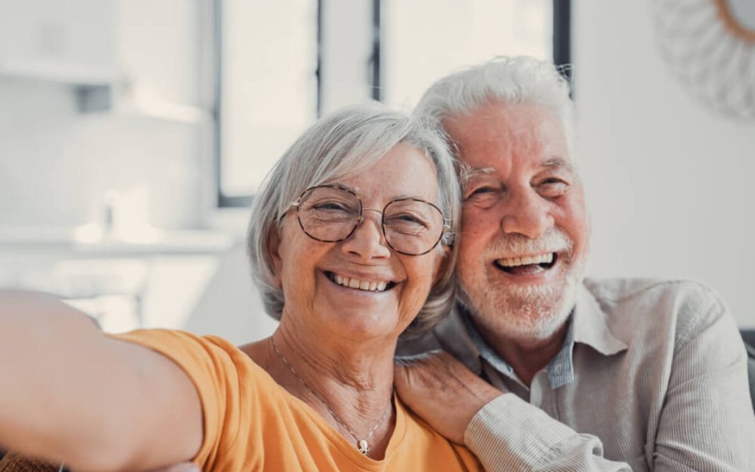 Why Do My Teeth Feel Loose? Understanding the Causes and What You Can Do About It